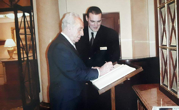 Shimon Peres